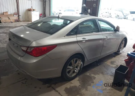 2013 Hyundai Sonata Gls z USA, uszkodzony, nr VIN 5NPEB4AC1DH760687